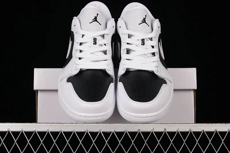 All categories Air Jordan Jordan series basketball shoes Air Jordan 1 Low G version pure original Air Jordan AJ1 Low AJ1 Joe 1 black and white panda low-top cultural sneakers DC0774-100